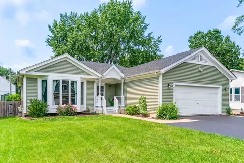 Exterior - 809 Carol Ave S, Mchenry, IL 60050 photo 3 of 13