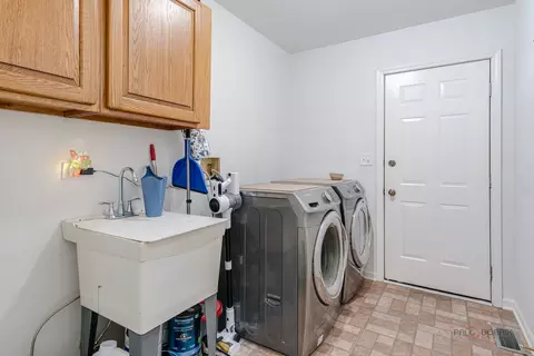 Other - 809 Carol Ave S, Mchenry, IL 60050 photo 2 of 8