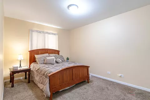 Bedroom - 809 Carol Ave S, Mchenry, IL 60050 photo 1 of 3