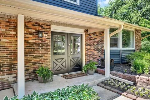 5 Assembly Ct, Bolingbrook, IL 60440 photo 2