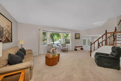 5 Assembly Ct, Bolingbrook, IL 60440 photo 5