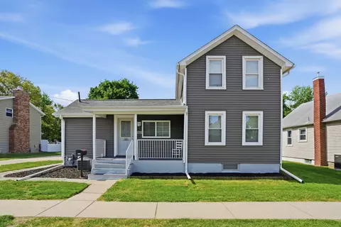 526 E Orange St, Geneseo, IL 61254
