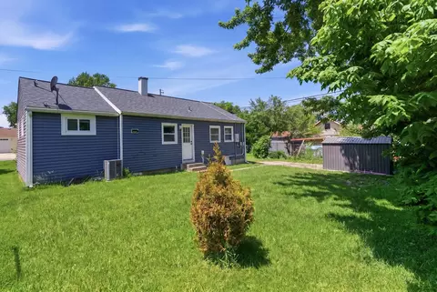 Exterior - 361 Trask St, Aurora, IL 60505 photo 3 of 3