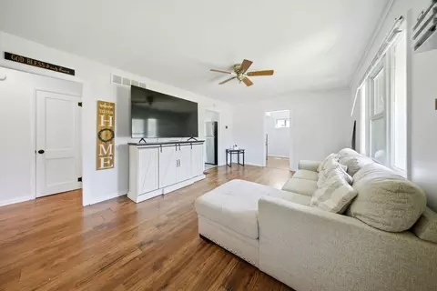 Other - 361 Trask St, Aurora, IL 60505 photo 2 of 3