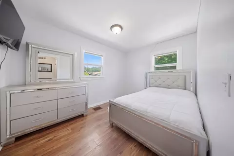 Bedroom - 361 Trask St, Aurora, IL 60505 photo 2 of 5