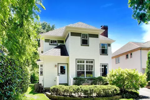 Exterior - 345 Madison Ave, Glencoe, IL 60022 photo 9 of 14