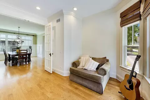 Living - 345 Madison Ave, Glencoe, IL 60022 photo 6 of 7