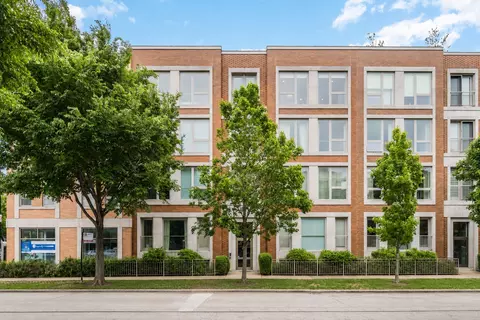 2755 N Lakewood Ave #4S, Chicago, IL 60614