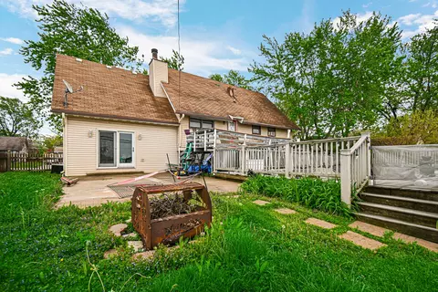 Exterior - 19350 Beechnut Dr, Mokena, IL 60448 photo 5 of 8