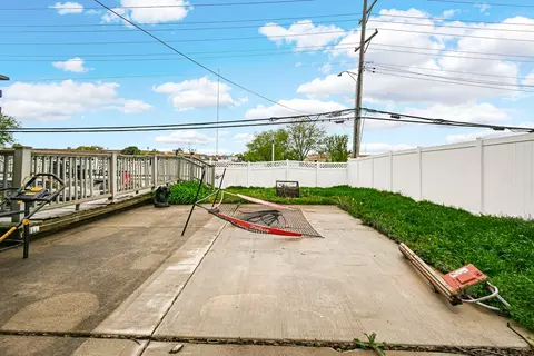 Exterior - 19350 Beechnut Dr, Mokena, IL 60448 photo 7 of 8