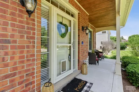 Exterior - 15528 Dan Patch Dr, Plainfield, IL 60544 photo 3 of 11