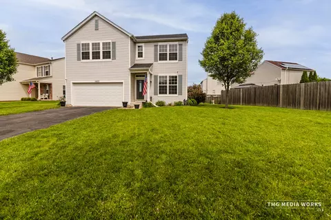 1603 Hawthorne Ridge Dr, Plainfield, IL 60586