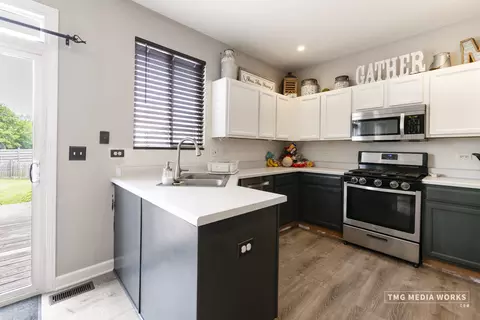 Kitchen - 1603 Hawthorne Ridge Dr, Plainfield, IL 60586 photo 1 of 1