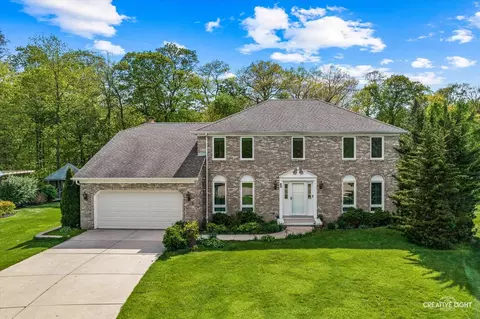 45 Briargate Cir, Sugar Grove, IL 60554