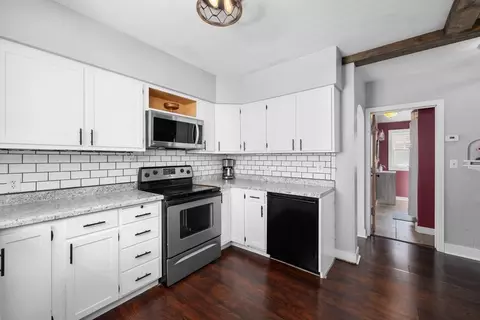 Kitchen - 522 Pine St, Kewanee, IL 61443 photo 2 of 2
