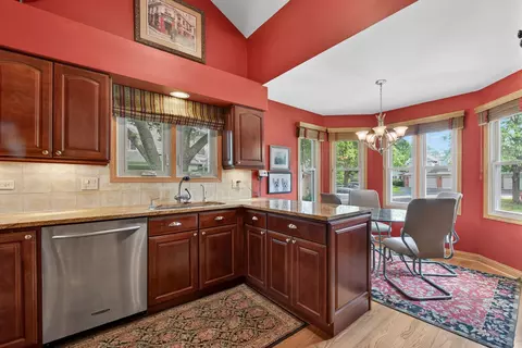 Kitchen - 1507 Acorn Ct, Wheeling, IL 60090 photo 2 of 3