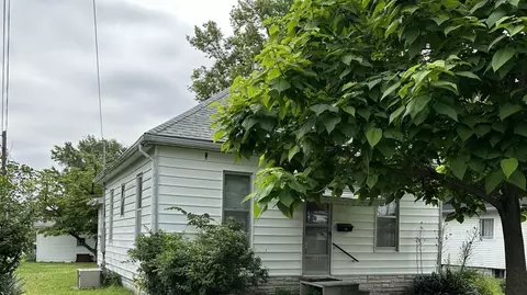 554 N Division St, Du Quoin, IL 62832