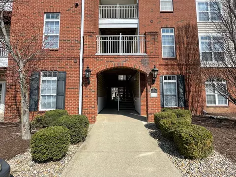 1901 N Lincoln Ave #104, Urbana, IL 61801