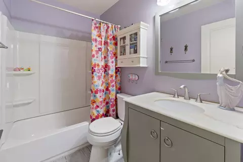 Bath - 1220 Old Mill Ln, Algonquin, IL 60102 photo 1 of 2