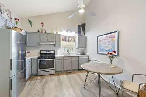 Kitchen - 1220 Old Mill Ln, Algonquin, IL 60102 photo 1 of 1