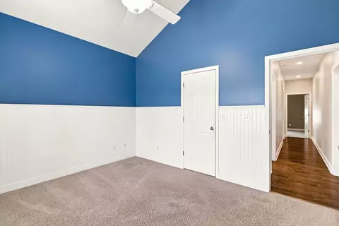 Bedroom - 1104 Daybreak Dr, Marion, IL 62959 photo 5 of 5