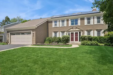 510 Ambria Dr, Mundelein, IL 60060