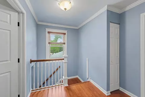 Entry Way - 5091 Chambers Dr, Hoffman Estates, IL 60010 photo 1 of 1