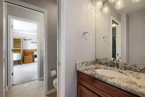 Bath - 25315 W Wilson Ct, Plainfield, IL 60586 photo 5 of 7