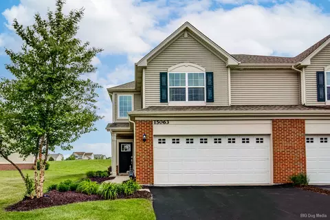 15063 W Quincy Cir, Manhattan, IL 60442