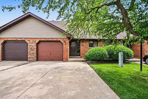 1918 Heatherway Ln #39, New Lenox, IL 60451