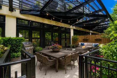 1111 W 14th Pl #129, Chicago, IL 60608