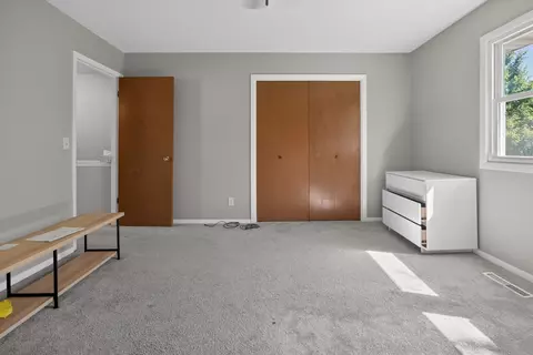 Bedroom - 105 E Lincoln St #D, Normal, IL 61761 photo 4 of 4