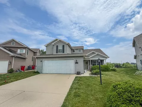 302 Luria Ln, Champaign, IL 61822
