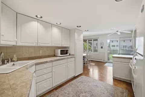 904 Glendale Rd, Glenview, IL 60025 photo 7