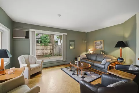 904 Glendale Rd, Glenview, IL 60025 photo 3
