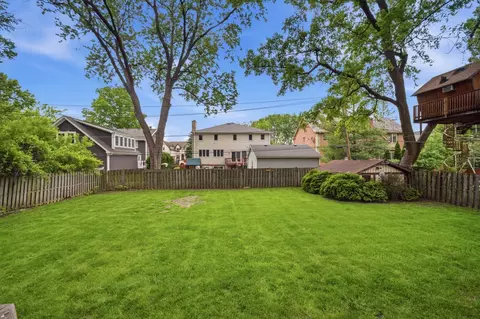 904 Glendale Rd, Glenview, IL 60025 photo 24