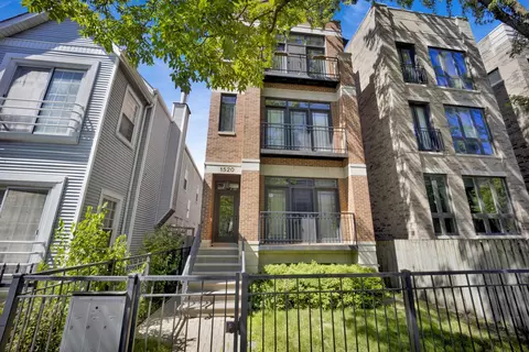 1520 W Diversey Pkwy #3, Chicago, IL 60614