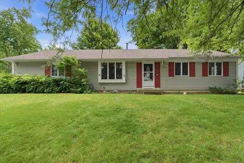 324 Boulder Hill Pass, Oswego, IL 60543