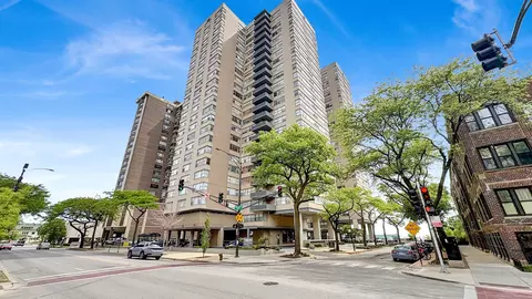 6301 N Sheridan Rd #14L, Chicago, IL 60660