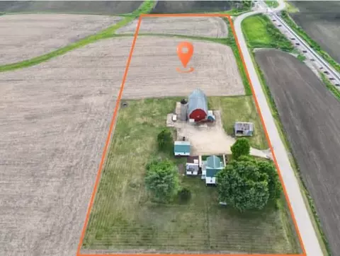 15331 W Harper Rd, Forreston, IL 61030