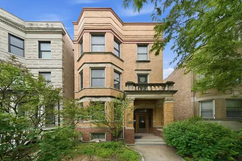 1341 W Eddy St, Chicago, IL 60657