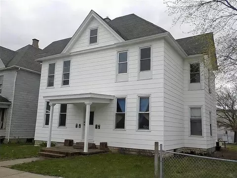 1819 W 3rd St, Davenport, IA 52802