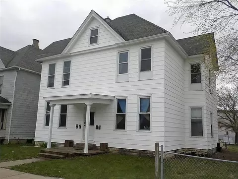 1819 W 3rd St, Davenport, IA 52802