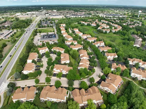 View/Area - 3009 Talaga Dr, Algonquin, IL 60102 photo 2 of 3