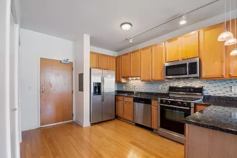 Kitchen - 5 E 14th Pl #602, Chicago, IL 60605 photo 2 of 3
