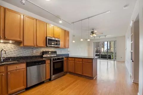Kitchen - 5 E 14th Pl #602, Chicago, IL 60605 photo 3 of 3