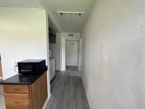Entry Way - 401 E College St, Kewanee, IL 61443 photo 1 of 1
