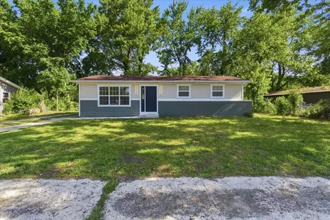 7307 E 1st St, Sun River Terrace, IL 60964