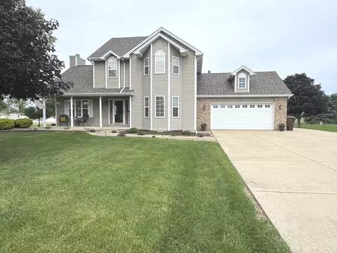 2041 S Bluff Rd, Kankakee, IL 60901