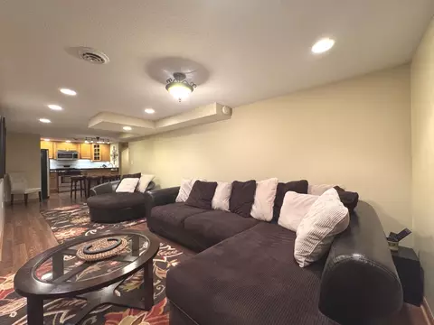 Living - 2041 S Bluff Rd, Kankakee, IL 60901 photo 5 of 5
